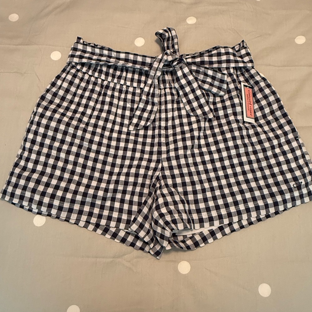 Vineyard Vines High Waist Navy and White Shorts